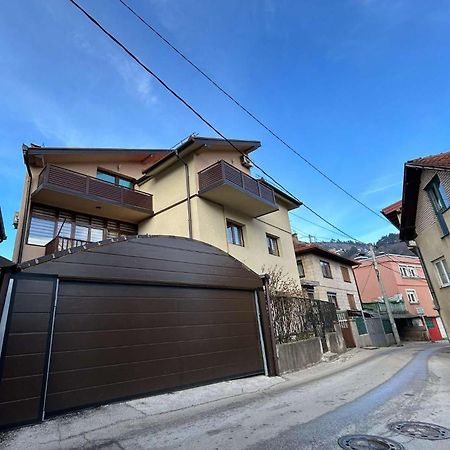 Apartment Mimo Сараєво Екстер'єр фото