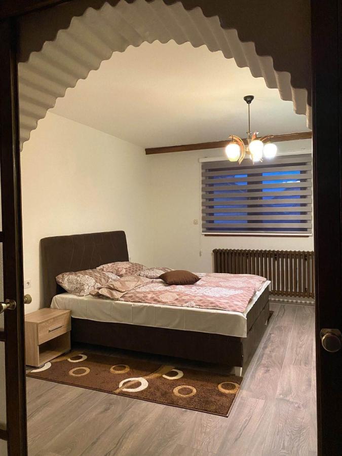 Apartment Mimo Сараєво Екстер'єр фото